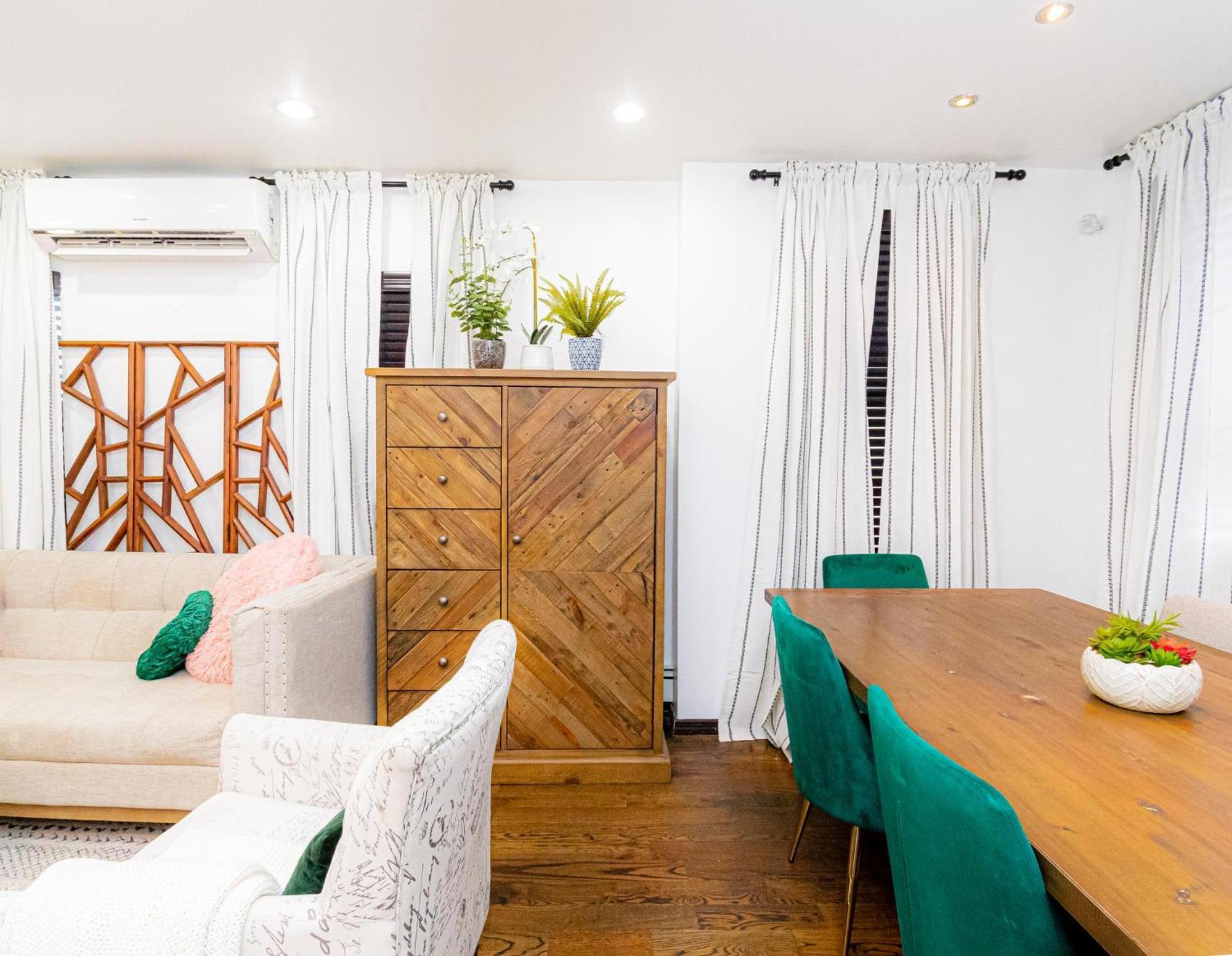 Luxury In The Heart Of Brooklyn Apartment *