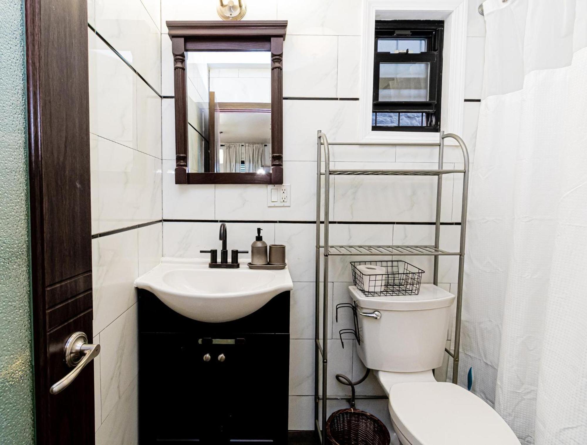 Luxury In The Heart Of Brooklyn Apartment *